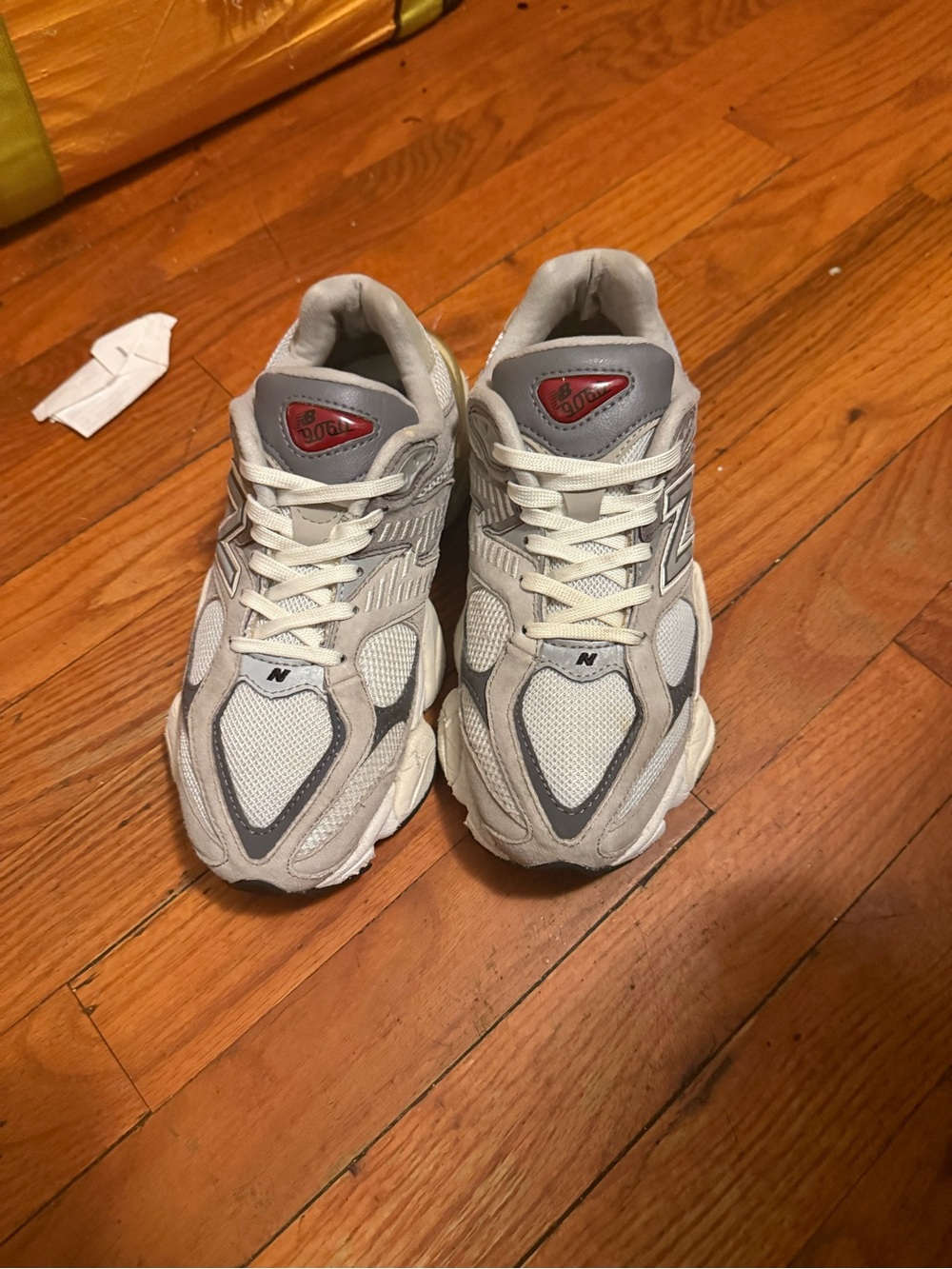 New Balance White and Gray Mesh Leather Sneakers with Red Logo Accent